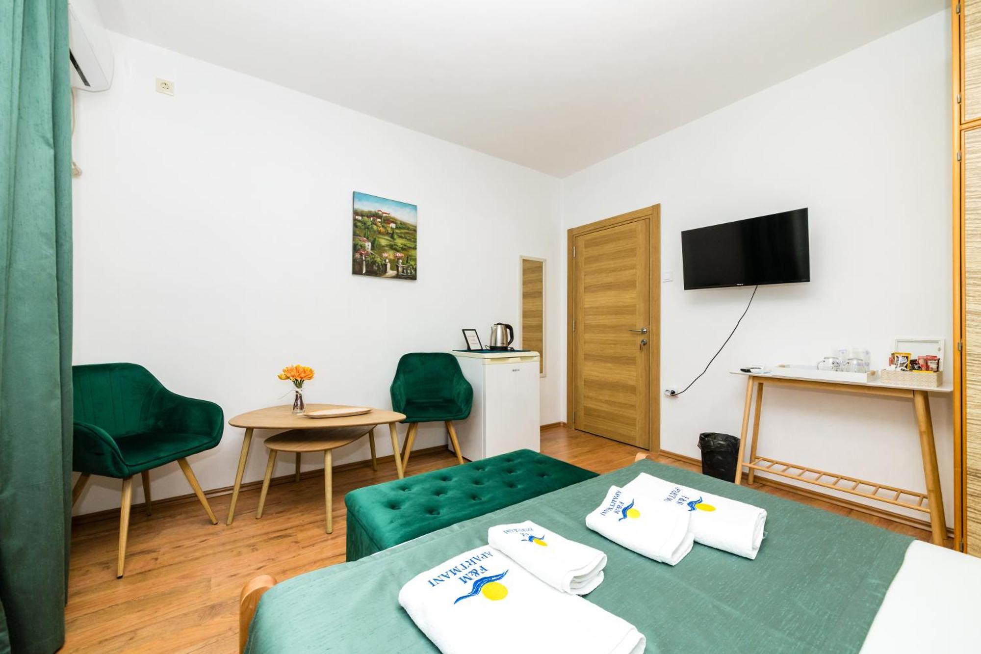 קוטור Apartmani F&M מראה חיצוני תמונה